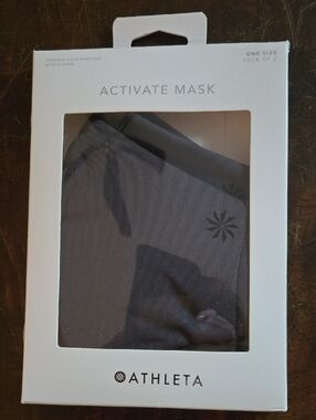 Athleta Gray Activate Face Masks (Pack of 2)